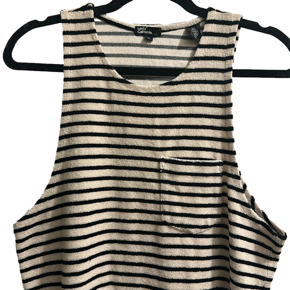 Levi’s Terri cloth muscle tank - Picture 1 of 9